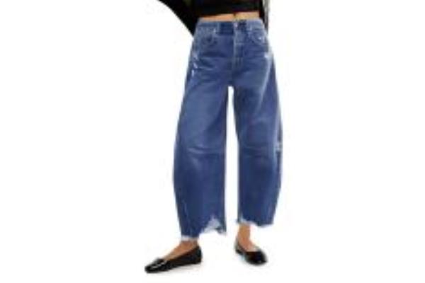A person in baggy jeans