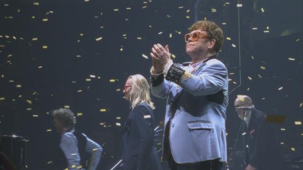 Elton John during his final performance at Dodger Stadium in Nov. 2022